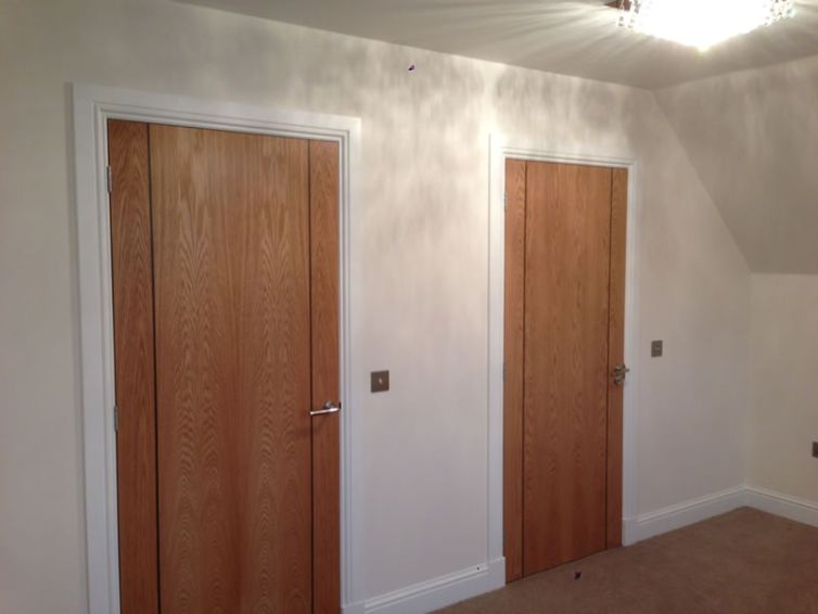 Joinery - door hanging